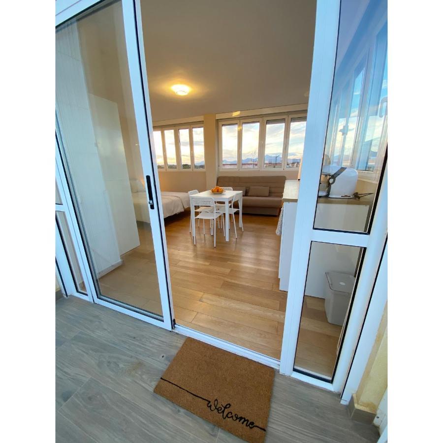 Attic With Great Terrace Close To The Sea Apartment เอลกัมเปโญ ภายนอก รูปภาพ